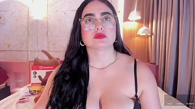 Snapshot of sofiiacarson chatting on 05.29.26 sofiiacarson online show from 05.29.26