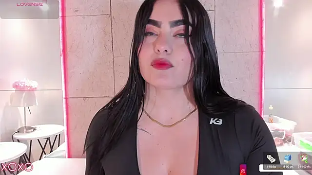 Snapshot of sofiiacarson chatting on 06.12.26 sofiiacarson online show from 06.12.26