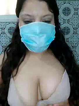 Snapshot of Hot-lino chatting on 06.19.26 Hot-lino online show from 06.19.26