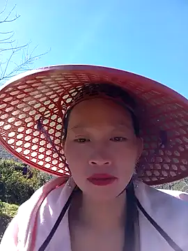 tcm-cute online show from 11.30.25