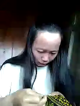 Snapshot of llm-bae chatting on 09.12.25 llm-bae online show from 09.12.25