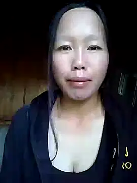 Snapshot of llm-bae chatting on 09.20.25 llm-bae online show from 09.20.25