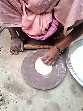 Snapshot of parmila203 chatting on 03.08.26 parmila203 online show from 03.08.26