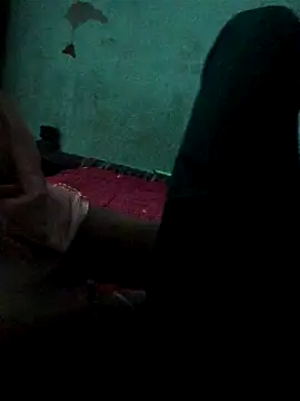 Snapshot of parmila203 chatting on 03.17.26 parmila203 online show from 03.17.26