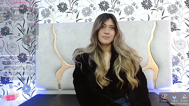 Snapshot of Hanaa_tay chatting on 10.19.25 Hanaa tay online show from 10.19.25
