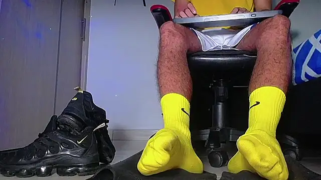 Snapshot of Sir_kev66 chatting on 12.14.25 Sir kev66 online show from 12.14.25