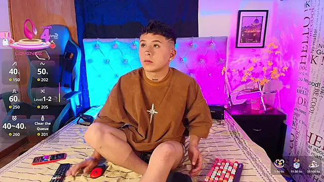 Snapshot of Michael_Lopez_1 chatting on 11.21.25 Michael Lopez 1 online show from 11.21.25