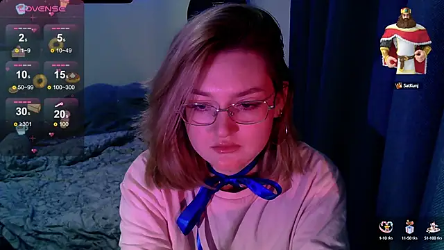 Snapshot of cute1stranger chatting on 09.16.25 cute1stranger online show from 09.16.25