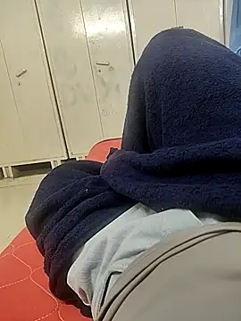 Snapshot of Goodmens5 chatting on 12.14.25 Goodmens5 online show from 12.14.25