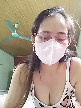 HELEN686 online show from 10.04.25