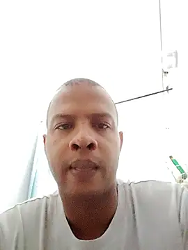 Snapshot of Perropa chatting on 02.02.26 Perropa online show from 02.02.26