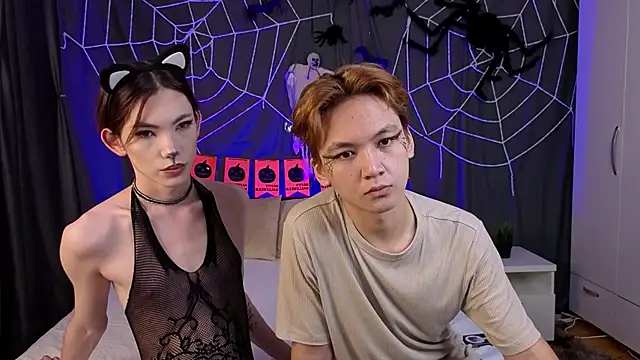 Snapshot of star_madison chatting on 10.30.25 star madison online show from 10.30.25