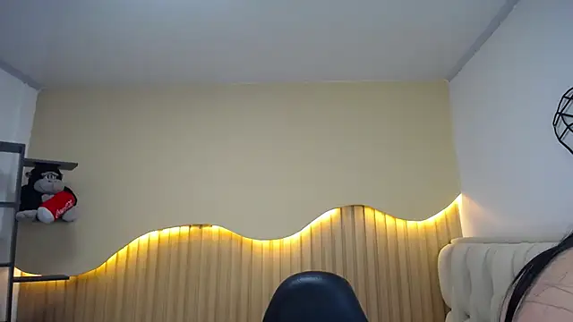 MOLLYSPENCER1 online show from 08.01.26