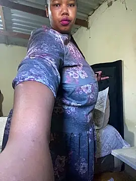 Curvycandy95 online show from 06.08.26