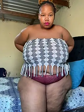 Curvycandy95 online show from 07.10.26
