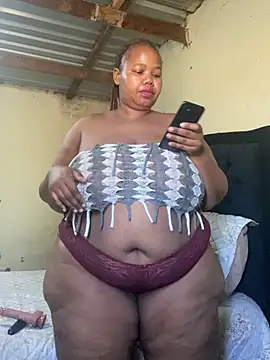 Curvycandy95 online show from 08.03.26