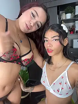 NaughtyNinnaXXX online show from 12.15.25