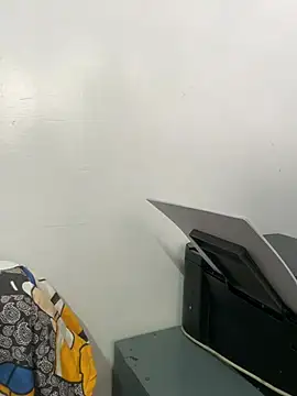 LOVE4GIRL online show from 04.18.26