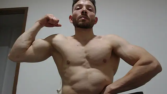 Snapshot of Rocky_Muscle chatting on 01.16.26 Rocky Muscle online show from 01.16.26