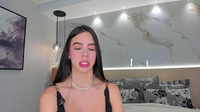 SolAvelar online show from 06.07.26