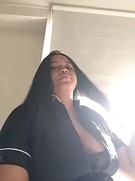 Snapshot of -Mia1 chatting on 09.09.25 -Mia1 online show from 09.09.25