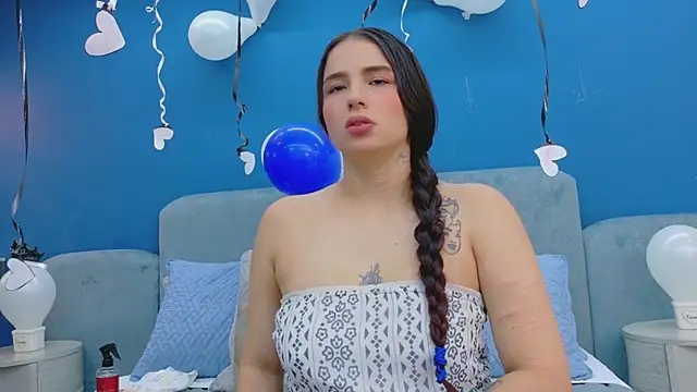 Ashley Evans22 online show from 10.11.25