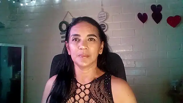 Snapshot of MiiaVelasquez chatting on 04.01.26 MiiaVelasquez online show from 04.01.26
