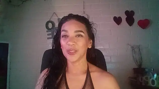 Snapshot of MiiaVelasquez chatting on 04.04.26 MiiaVelasquez online show from 04.04.26