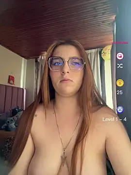 CoraVibes online show from 04.30.26