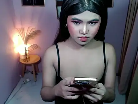 Snapshot of amazingjhanna chatting on 10.15.25 amazingjhanna online show from 10.15.25