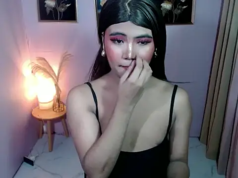 Snapshot of amazingjhanna chatting on 10.16.25 amazingjhanna online show from 10.16.25