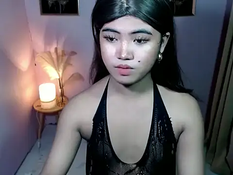 Snapshot of amazingjhanna chatting on 10.29.25 amazingjhanna online show from 10.29.25