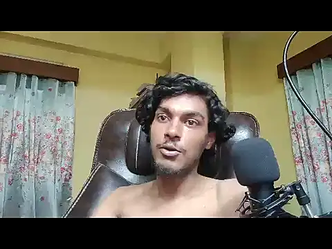 Snapshot of thecatfish chatting on 09.14.25 thecatfish online show from 09.14.25