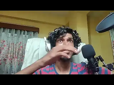 Snapshot of thecatfish chatting on 09.16.25 thecatfish online show from 09.16.25