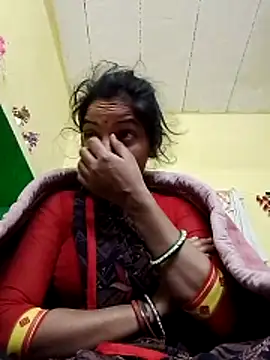 Snapshot of Seema_guptaji chatting on 12.19.25 Seema guptaji online show from 12.19.25