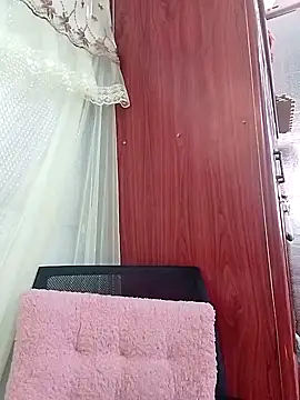 MyMy08 online show from 12.20.25