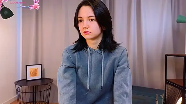 PamilaGrassle online show from 09.19.25