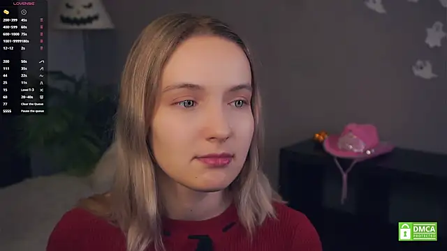 Snapshot of HongTomczak chatting on 11.07.25 HongTomczak online show from 11.07.25