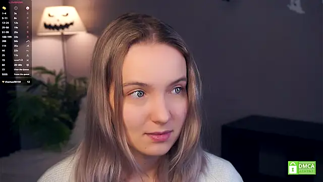 Snapshot of HongTomczak chatting on 11.11.25 HongTomczak online show from 11.11.25