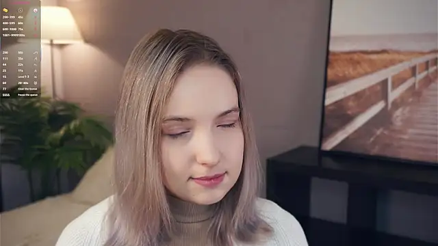 Snapshot of HongTomczak chatting on 12.17.25 HongTomczak online show from 12.17.25