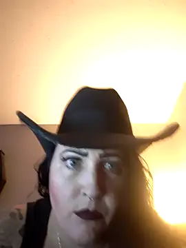 TheRealSophieDee online show from 10.21.25
