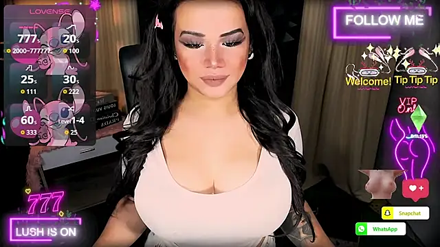 Snapshot of xHugeHarleySelfsuckerx chatting on 07.19.26 xHugeHarleySelfsuckerx online show from 07.19.26