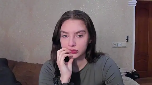 muuur fam online show from 02.05.26