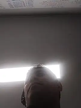 Snapshot of danigarci2307 chatting on 02.22.26 danigarci2307 online show from 02.22.26