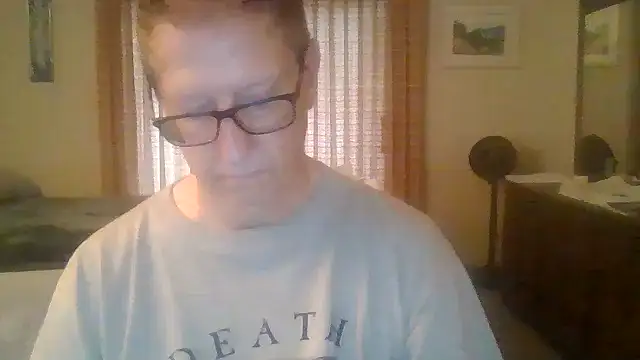 camminmichaellll online show from 09.18.25