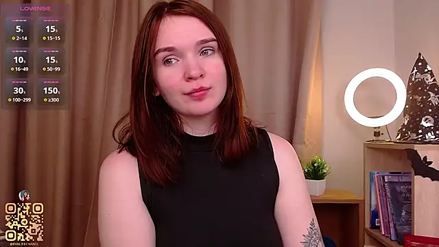 Snapshot of EvaJackson111 chatting on 11.01.25 EvaJackson111 online show from 11.01.25