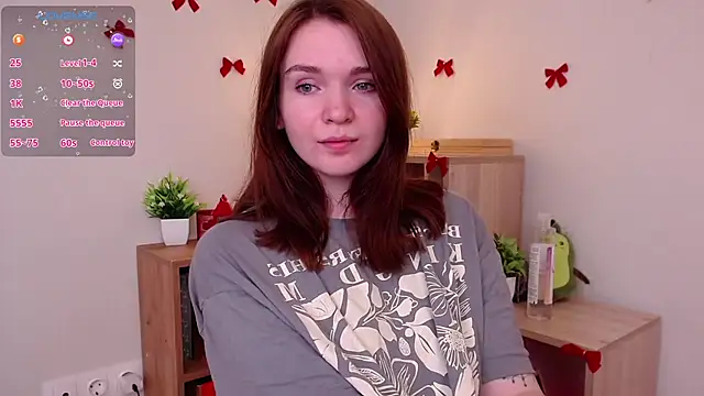 Snapshot of EvaJackson111 chatting on 12.02.25 EvaJackson111 online show from 12.02.25