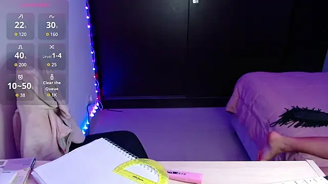 Snapshot of Hannah_Ortega chatting on 02.14.26 Hannah Ortega online show from 02.14.26