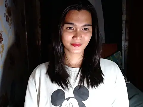 lady in moon online show from 03.03.26