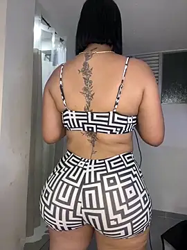 Islarose0 0 online show from 10.26.25